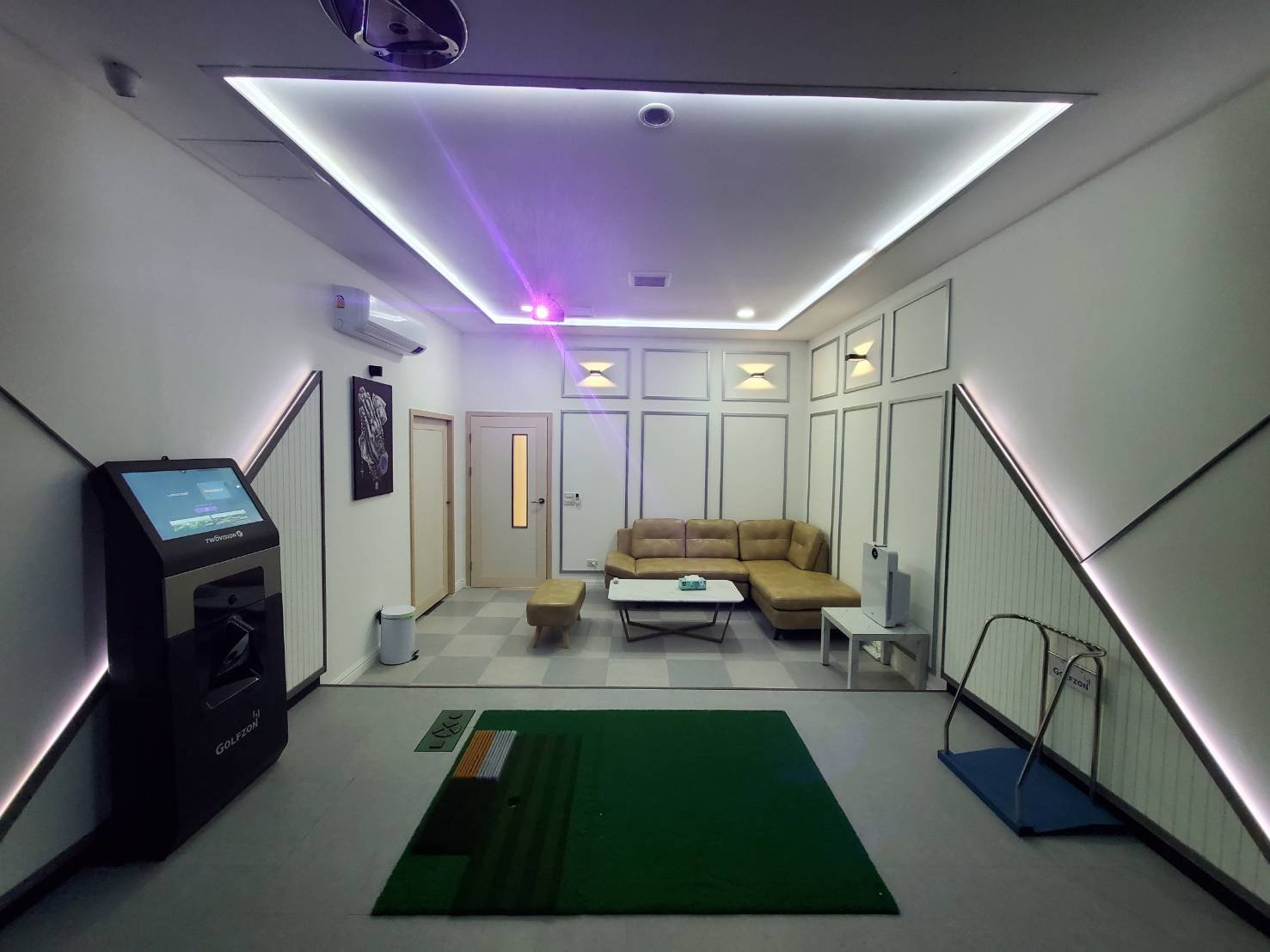 VIP simulator room